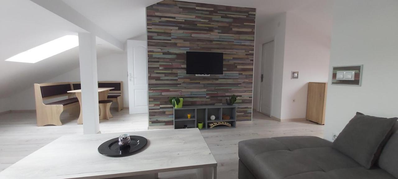 Tina Apartman Prnjavor エクステリア 写真